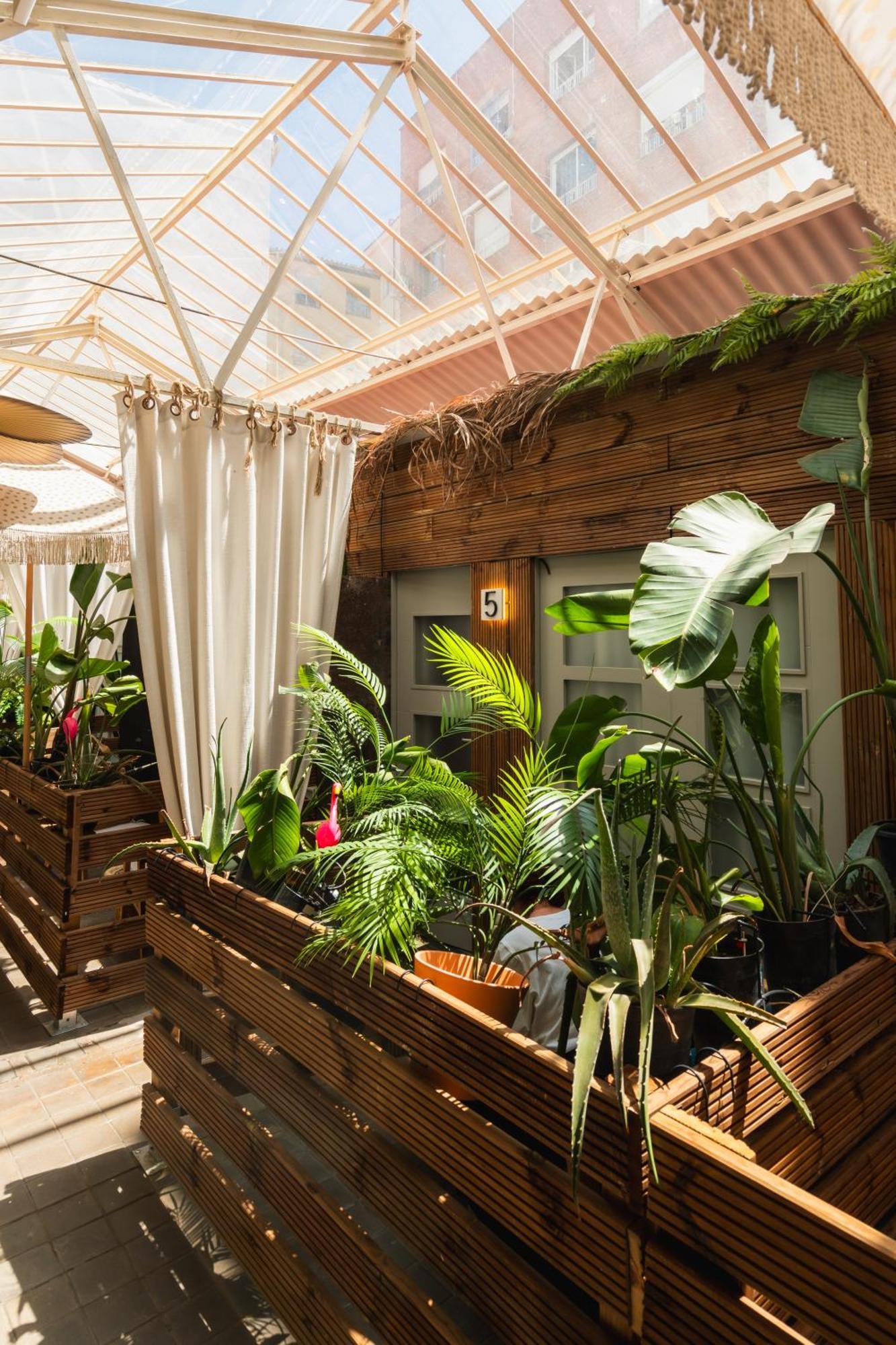 Hotel Life Gran Via Design Мадрид Екстериор снимка