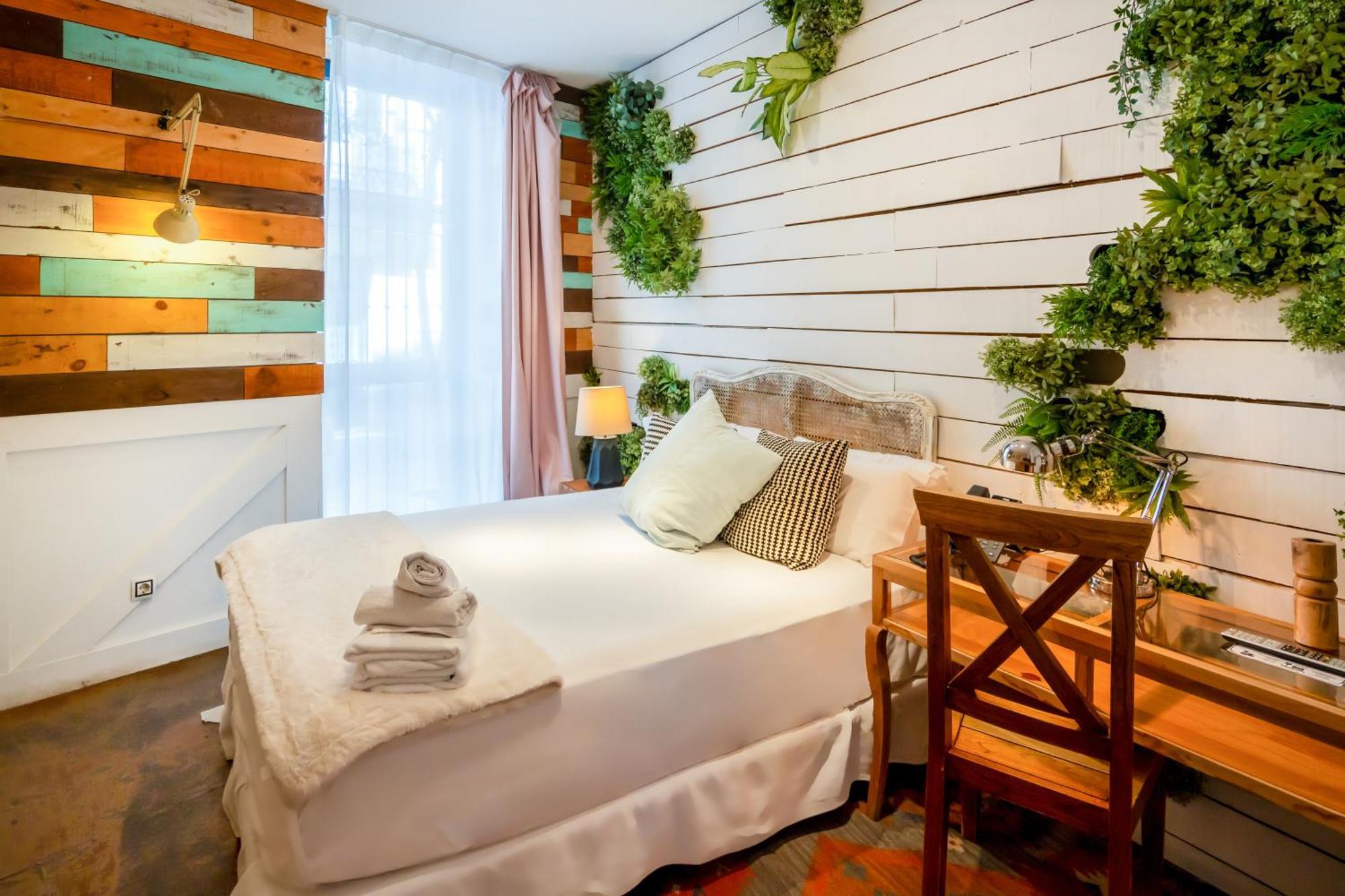 Hotel Life Gran Via Design Мадрид Екстериор снимка