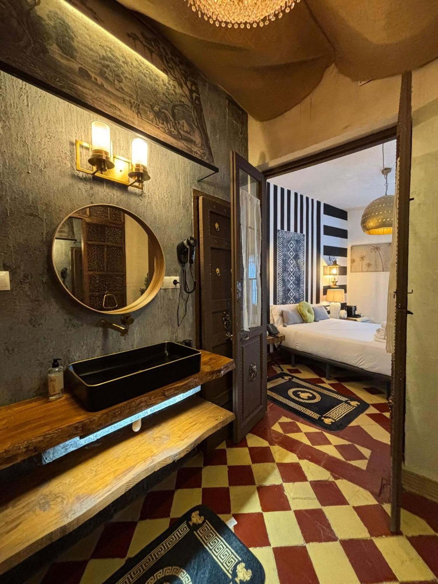 Hotel Life Gran Via Design Мадрид Екстериор снимка